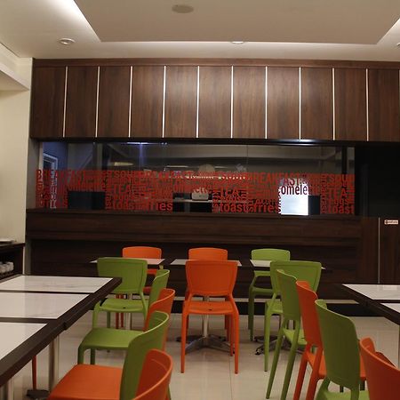 Bella Vita Hotel كوبانغ المظهر الخارجي الصورة
