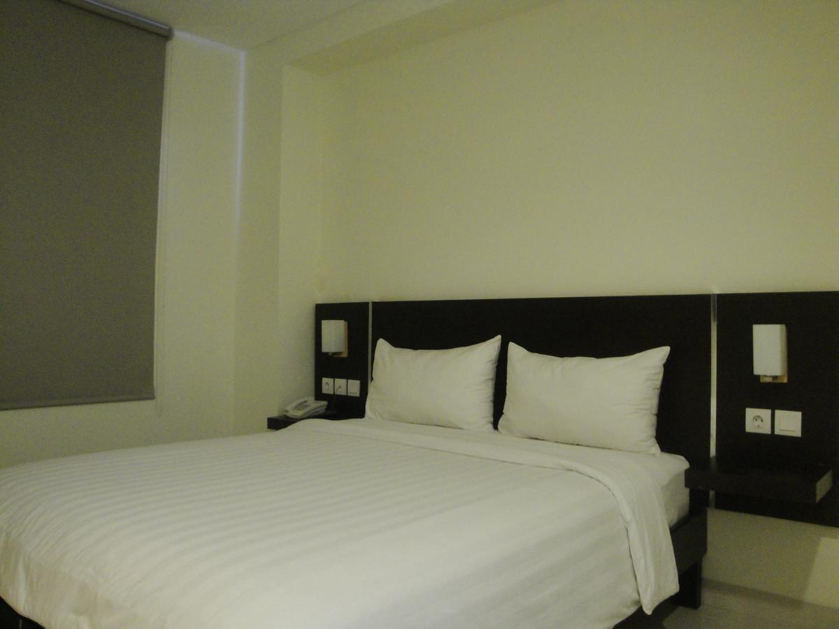 Bella Vita Hotel كوبانغ المظهر الخارجي الصورة