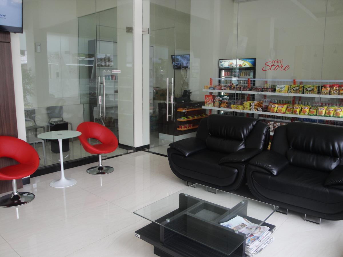 Bella Vita Hotel كوبانغ المظهر الخارجي الصورة