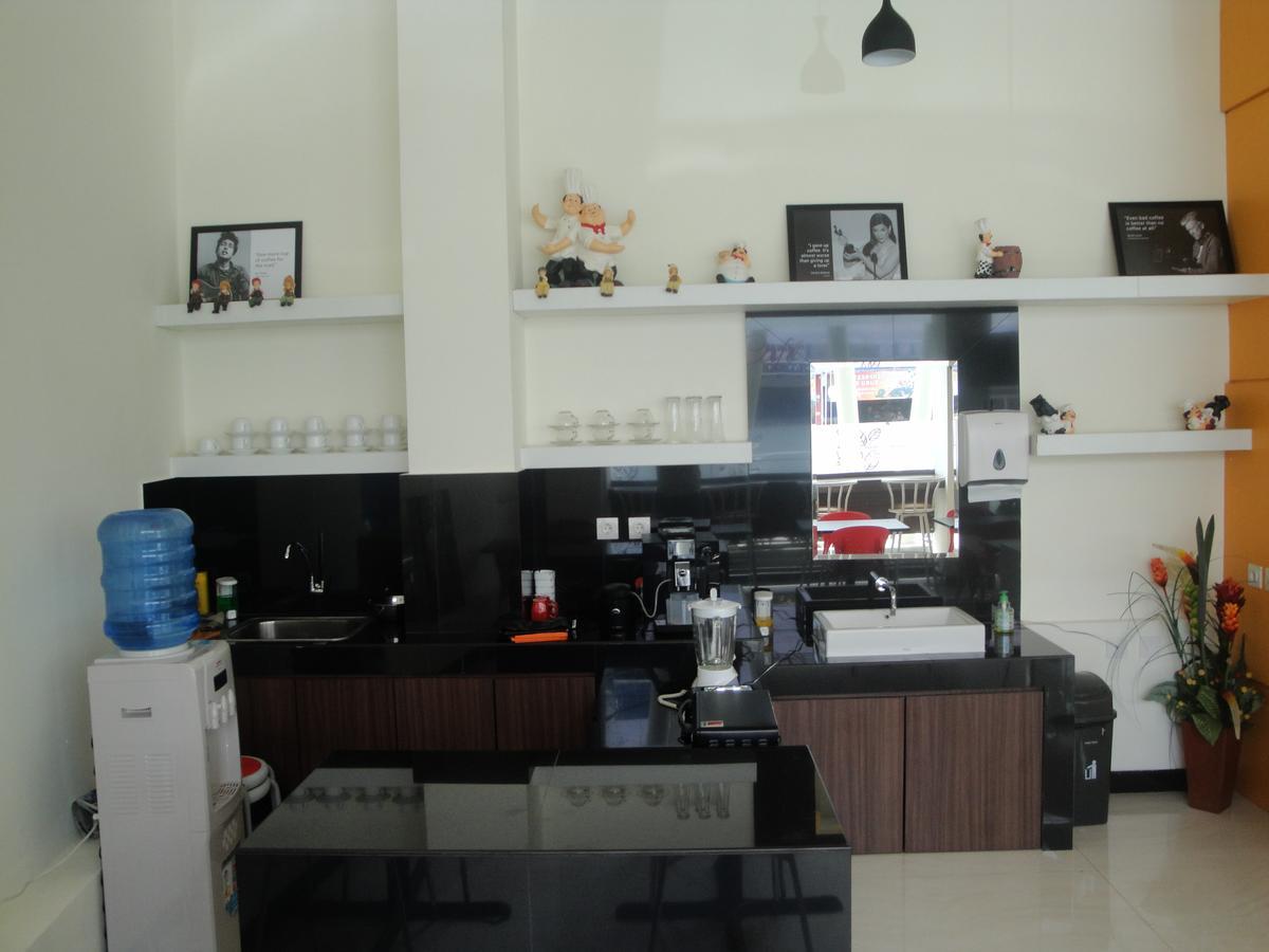 Bella Vita Hotel كوبانغ المظهر الخارجي الصورة