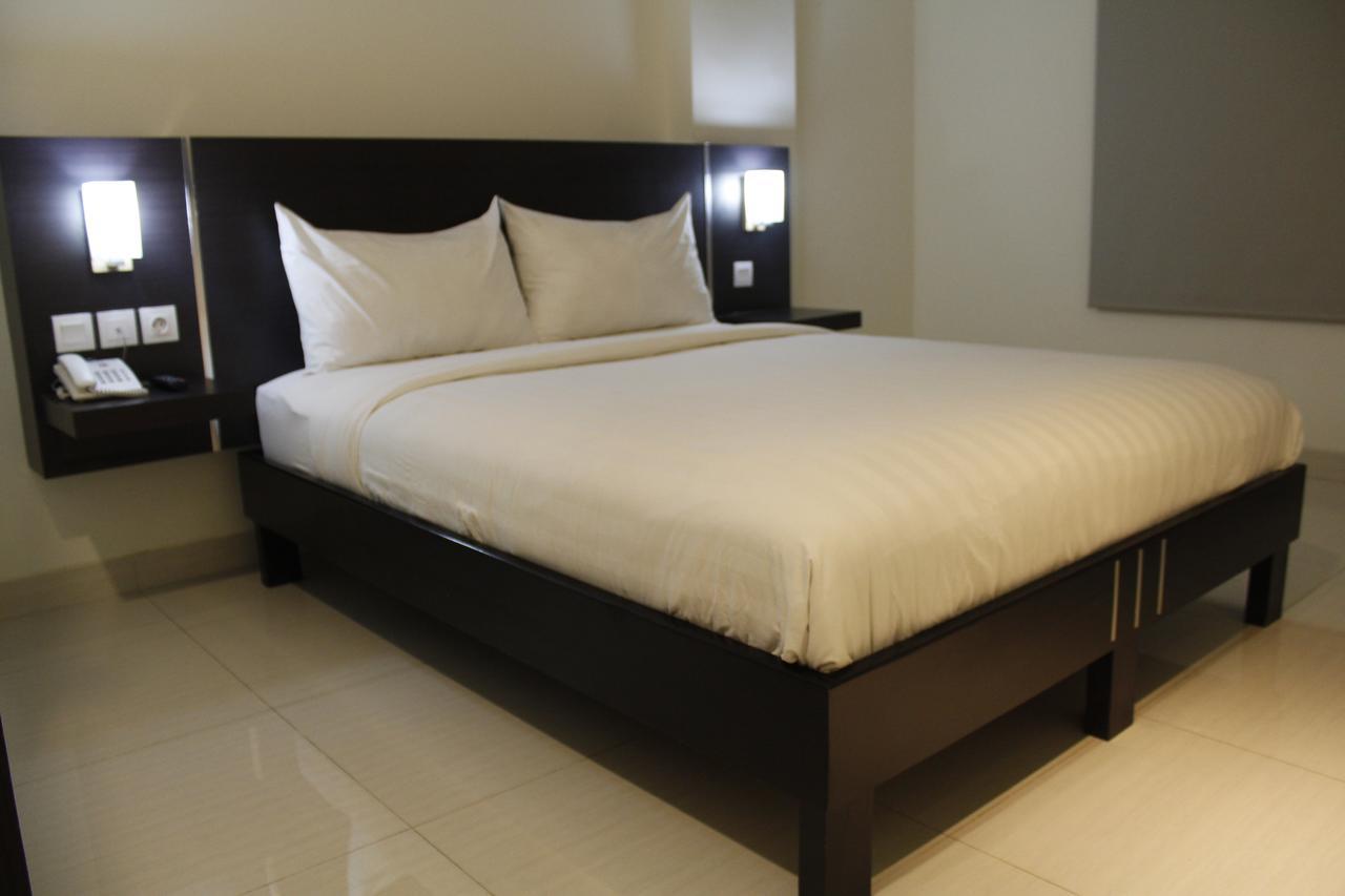 Bella Vita Hotel كوبانغ المظهر الخارجي الصورة